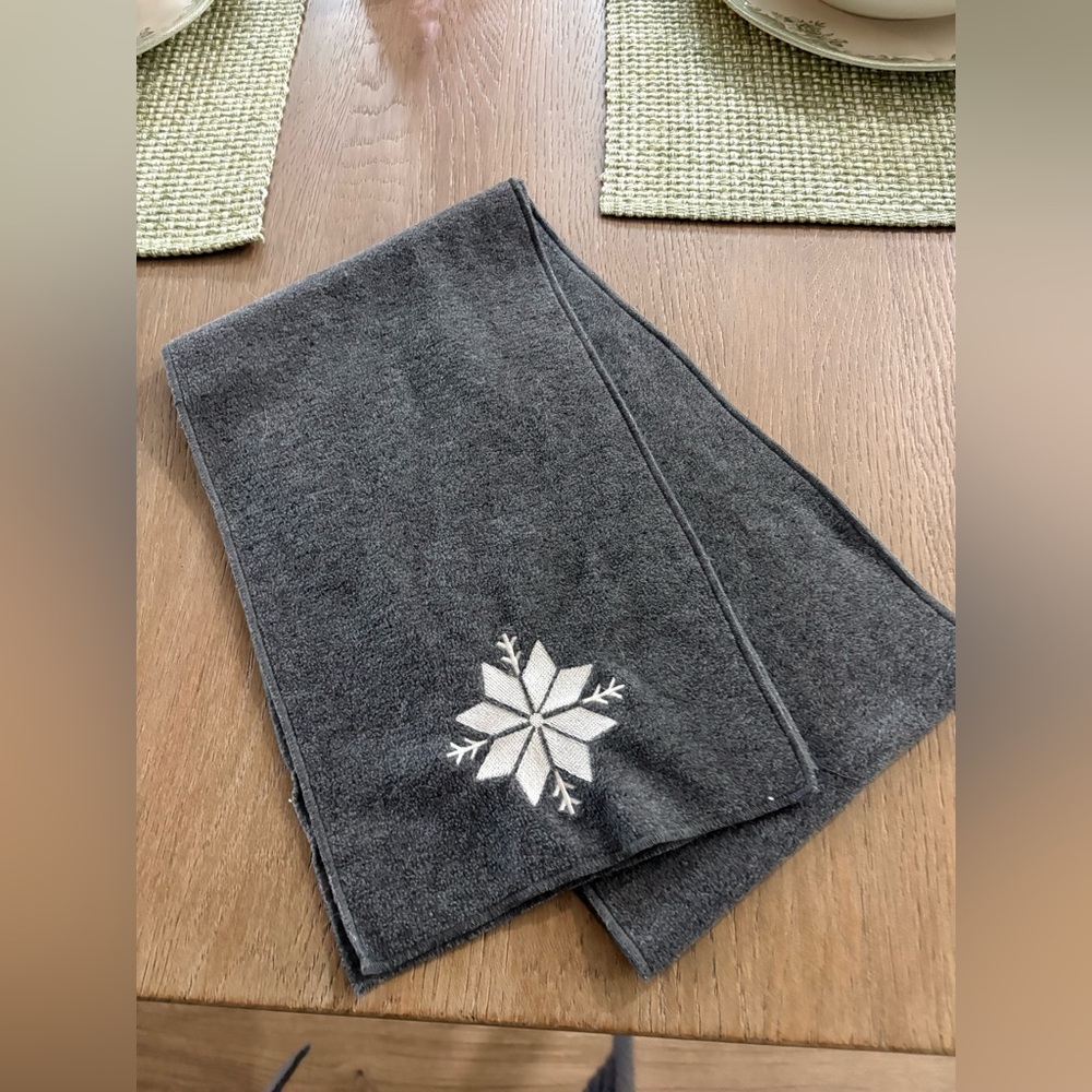 Gray fleece Scarf with Snowflake Design